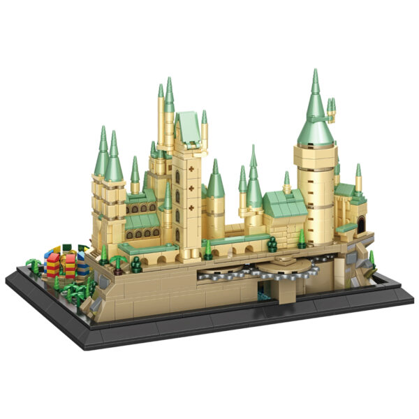 1988pcs Magic Castle Building Blocks Model Size