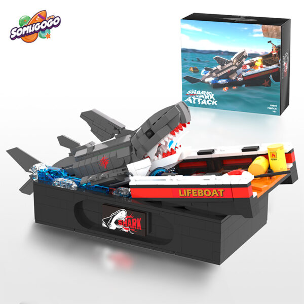 758PCS Shark Attack Building Block Bricks Model Set For Kids - Image 2
